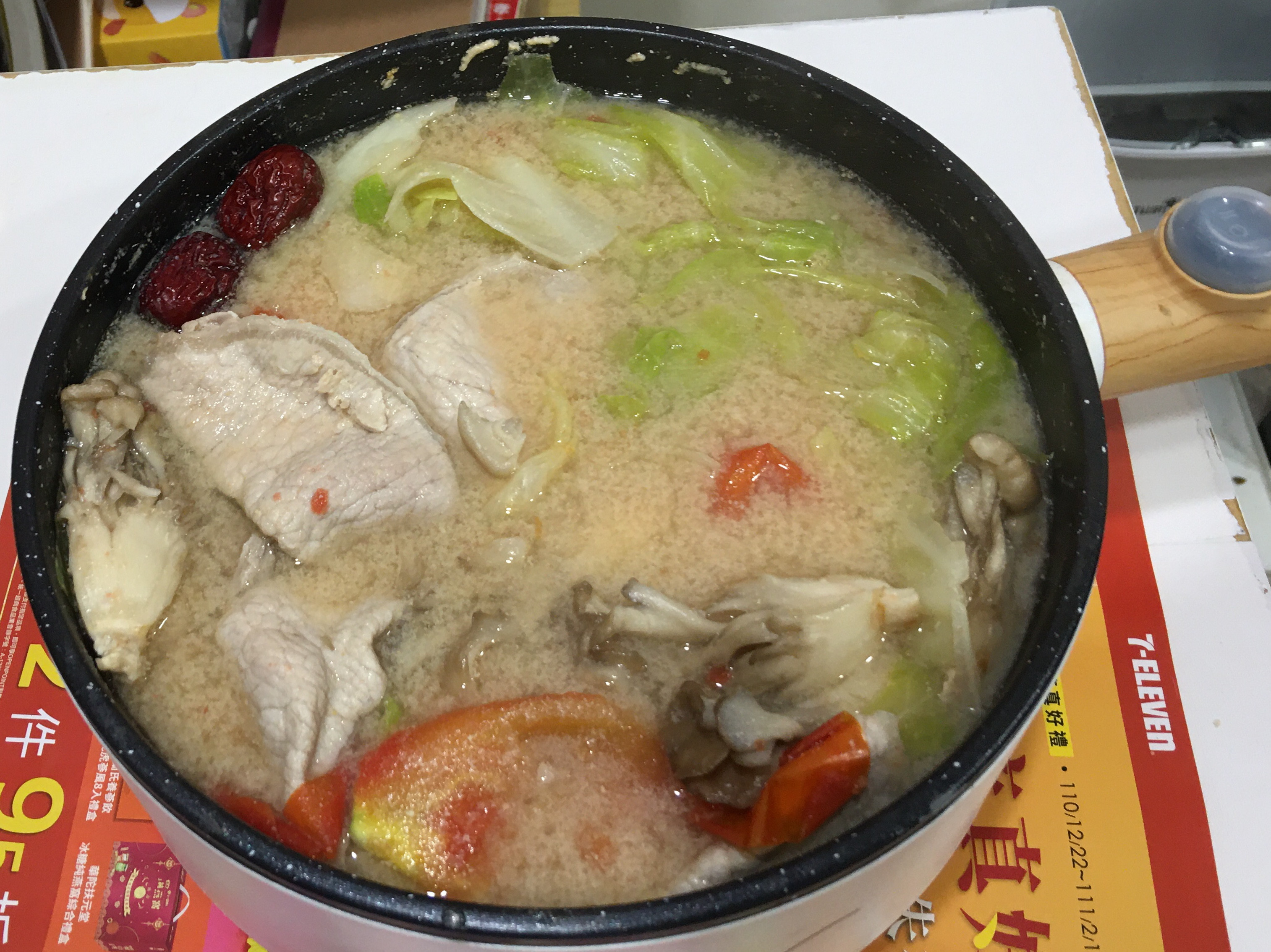 31.味增豆漿豬肉鍋