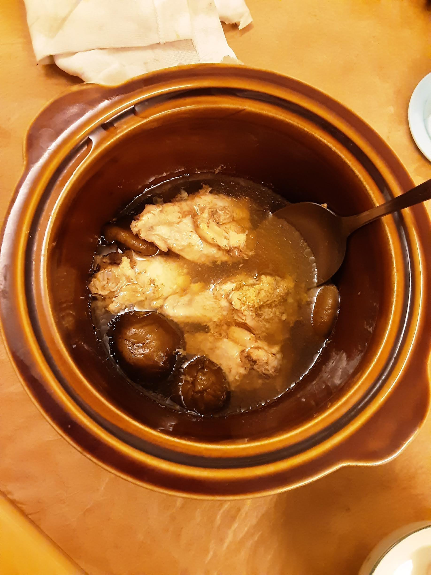 懶人香菇雞湯(燉鍋or電鍋)