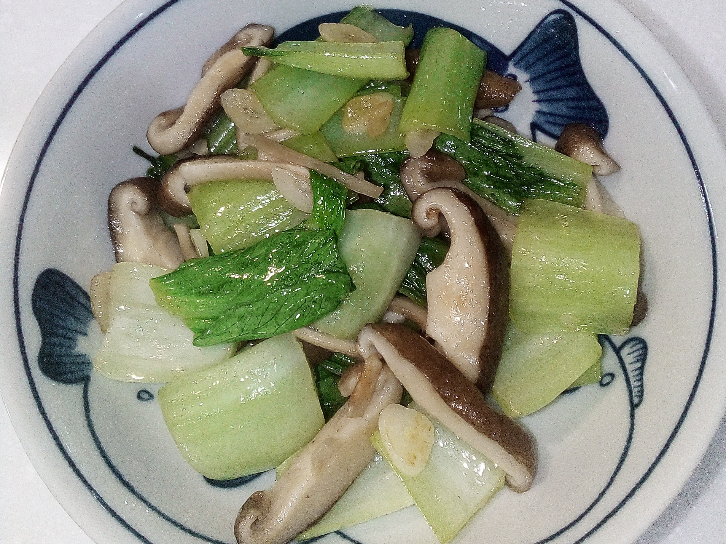 蒜香青江菜炒香菇