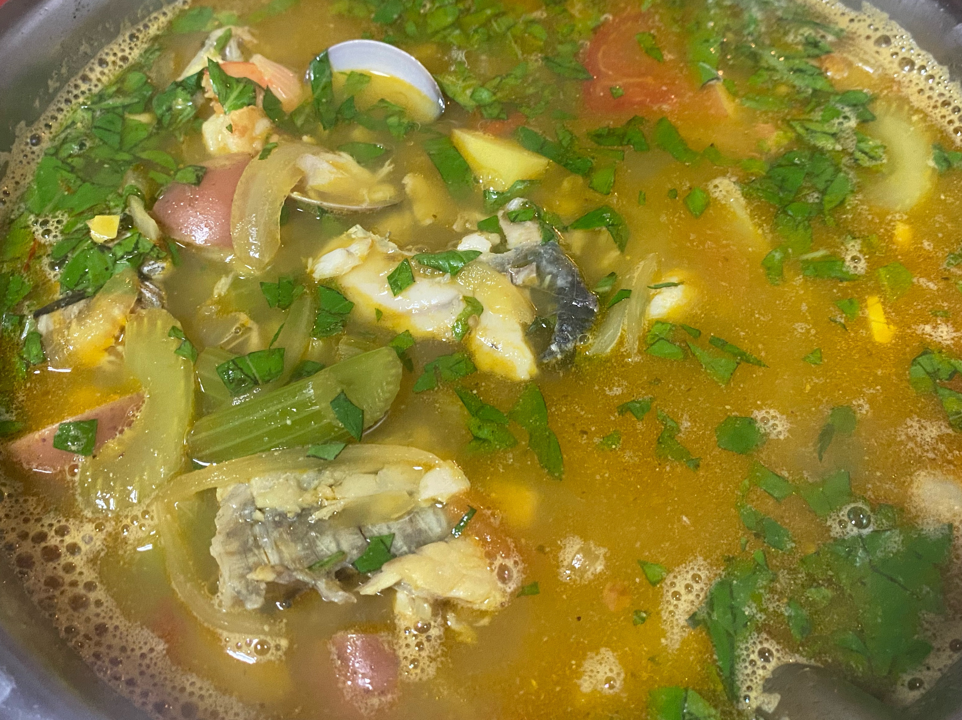 馬賽海鮮魚湯