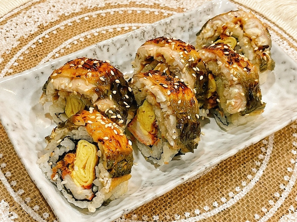 鰻魚壽司捲