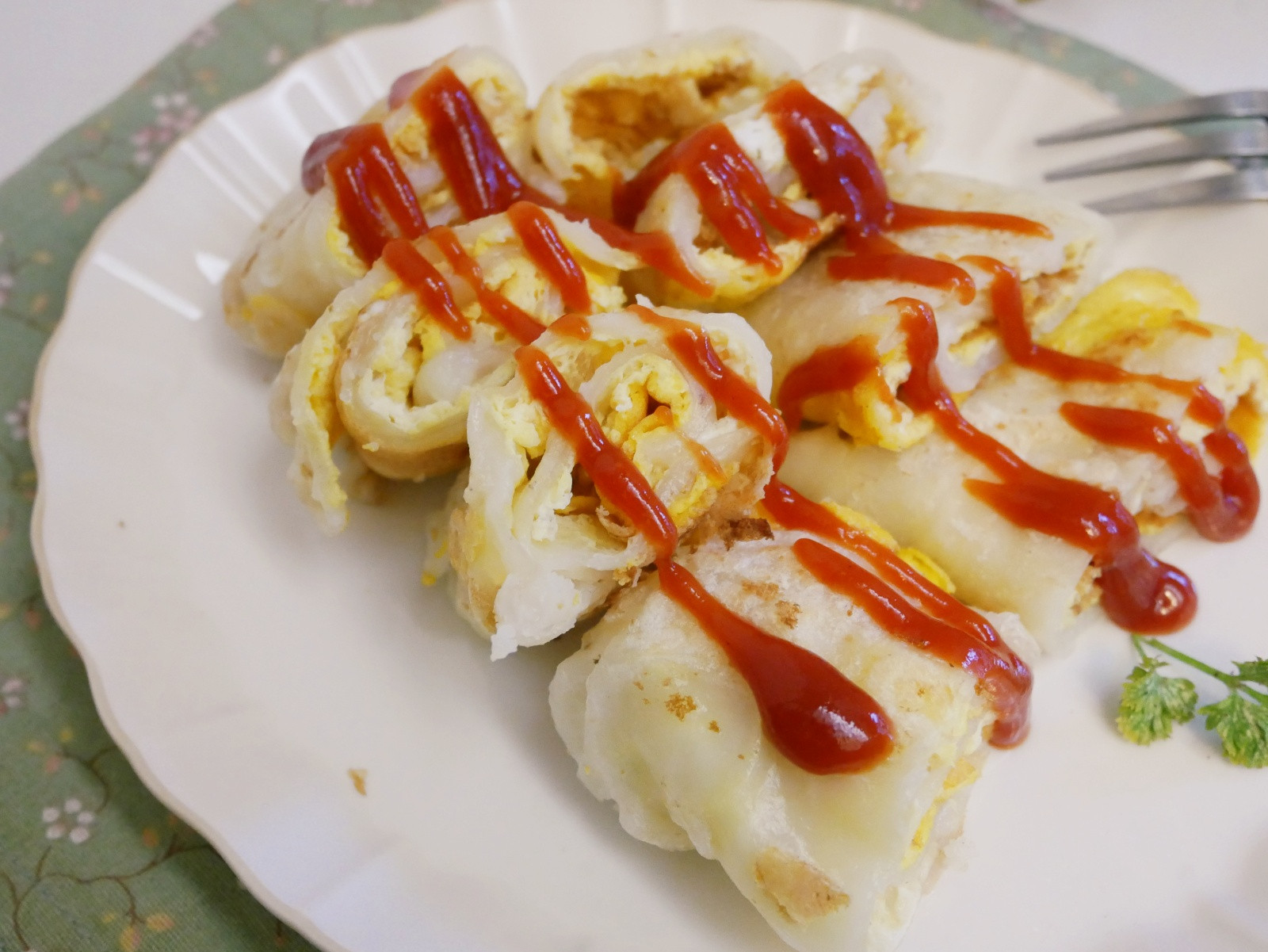 傳統味早餐「粉漿蛋餅」QQ麵皮好好吃！!