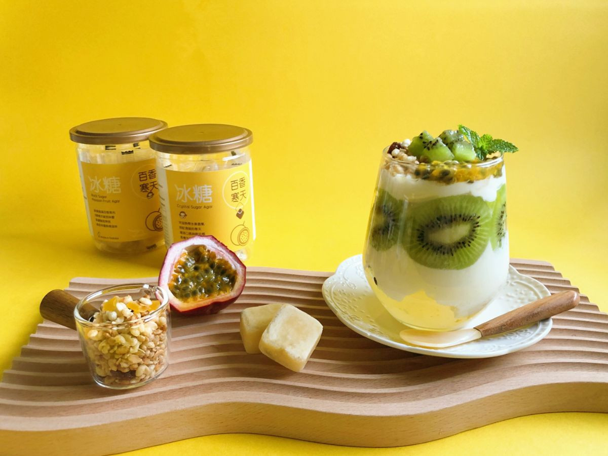 Light fruit cold day oats yogurt cup by 蜜思朵 小蜜方料理實驗室 - 愛料理