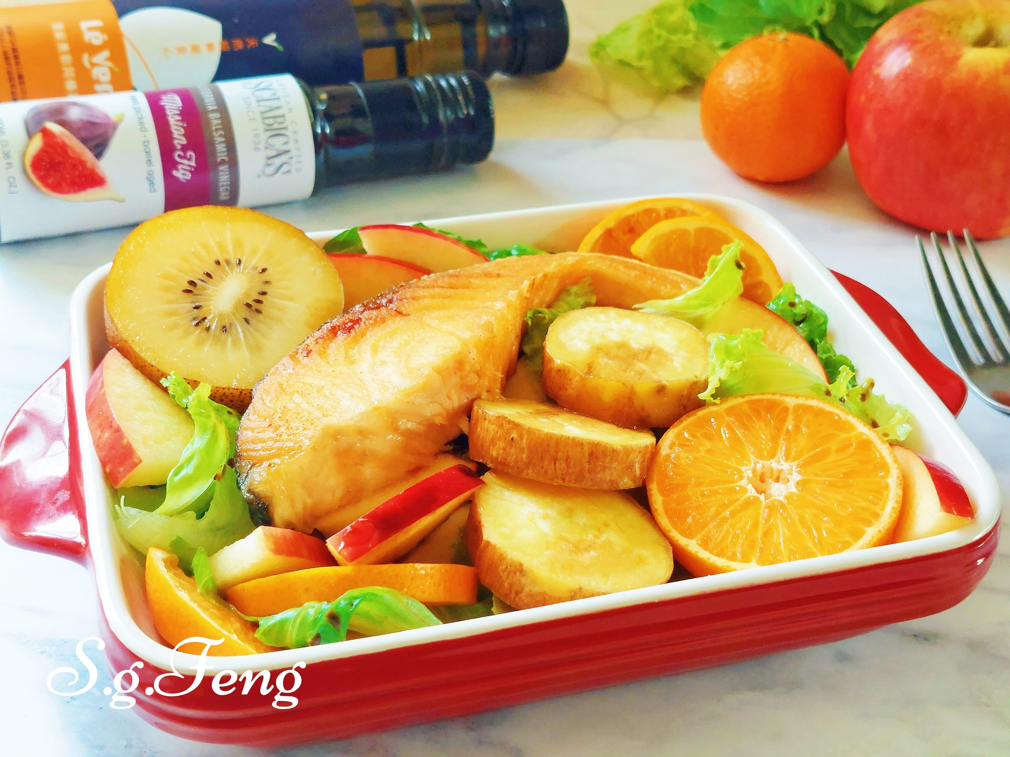 Panseared salmon, vegetables and fruits, Windsara by Feng Lin 愛料理