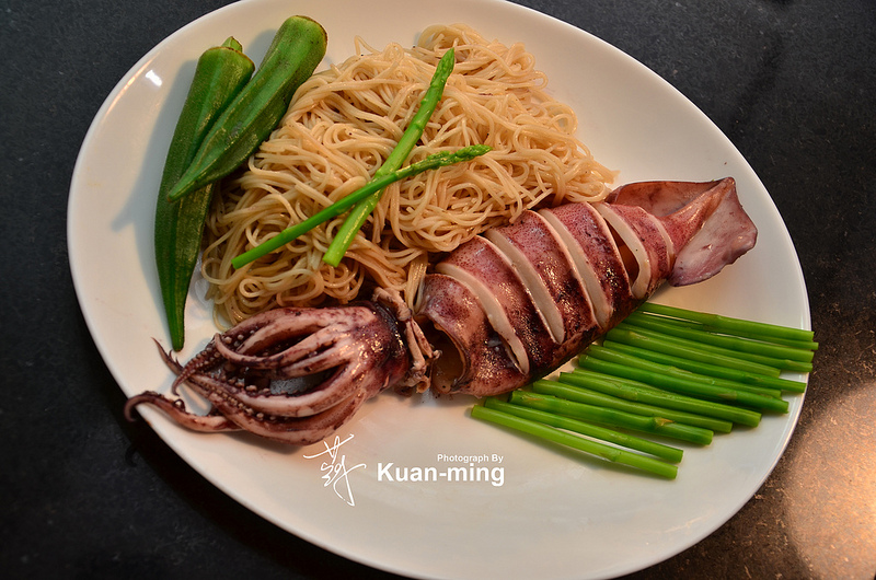 【差不多食譜】清燙魷魚麵線 Squid Misua Noodles