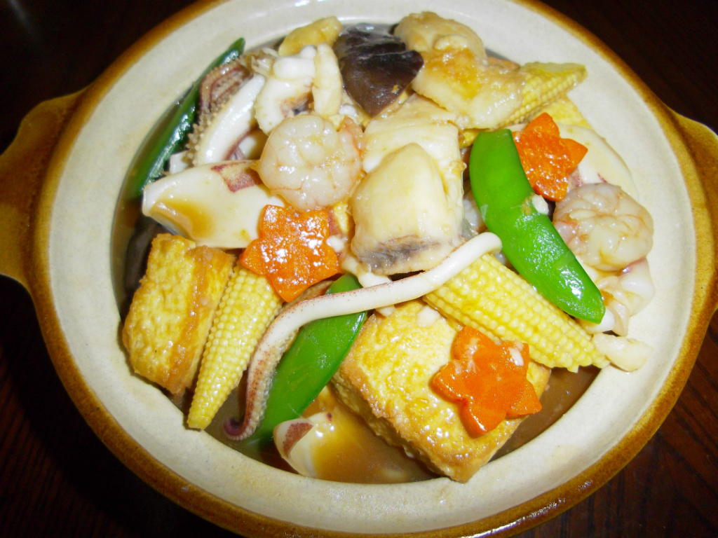 海鲜豆腐煲怎么做_海鲜豆腐煲的做法_月色家的小厨房_豆果美食