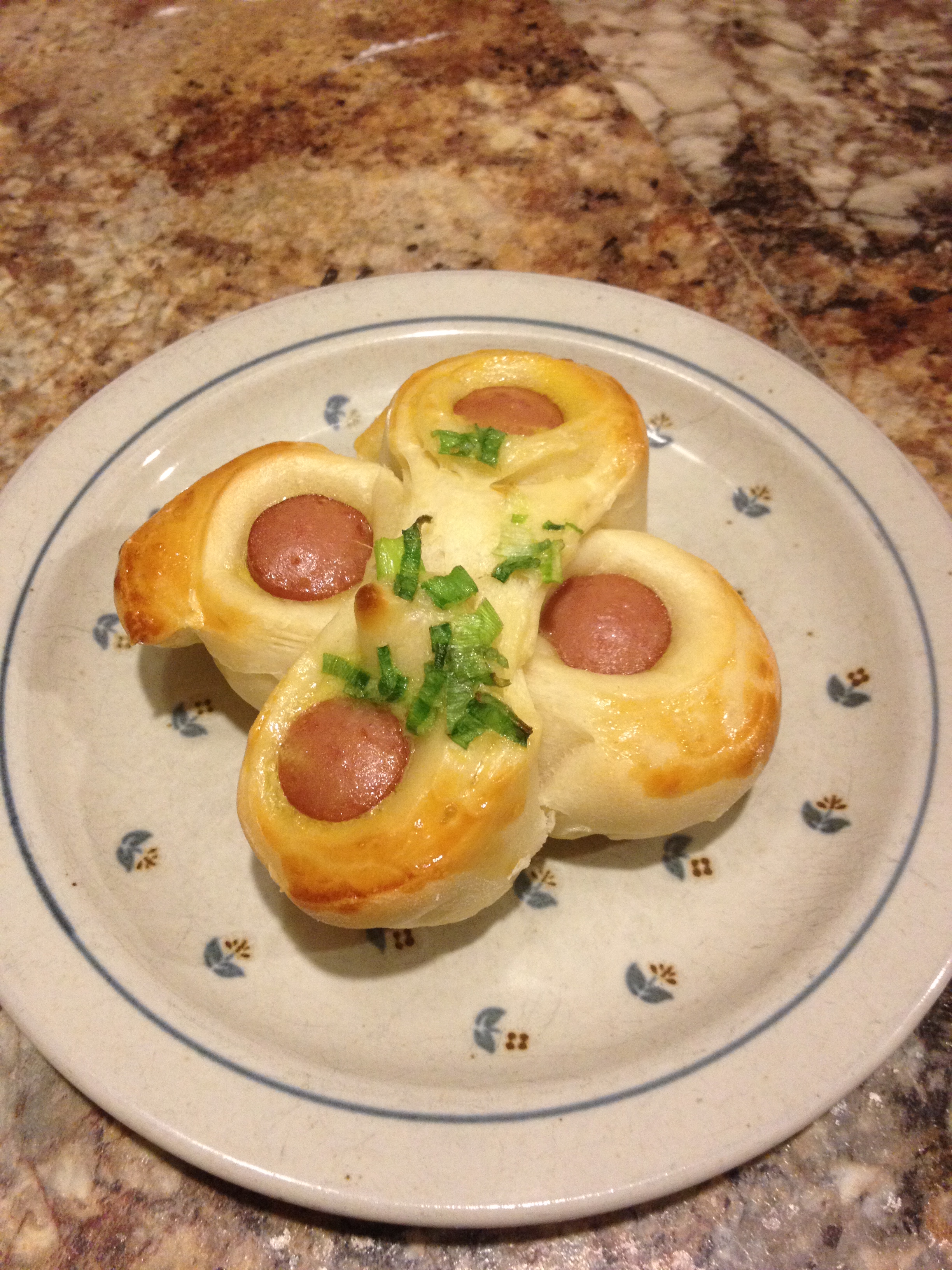 蔥花熱狗麵包by Pei Tzu Chen 愛料理