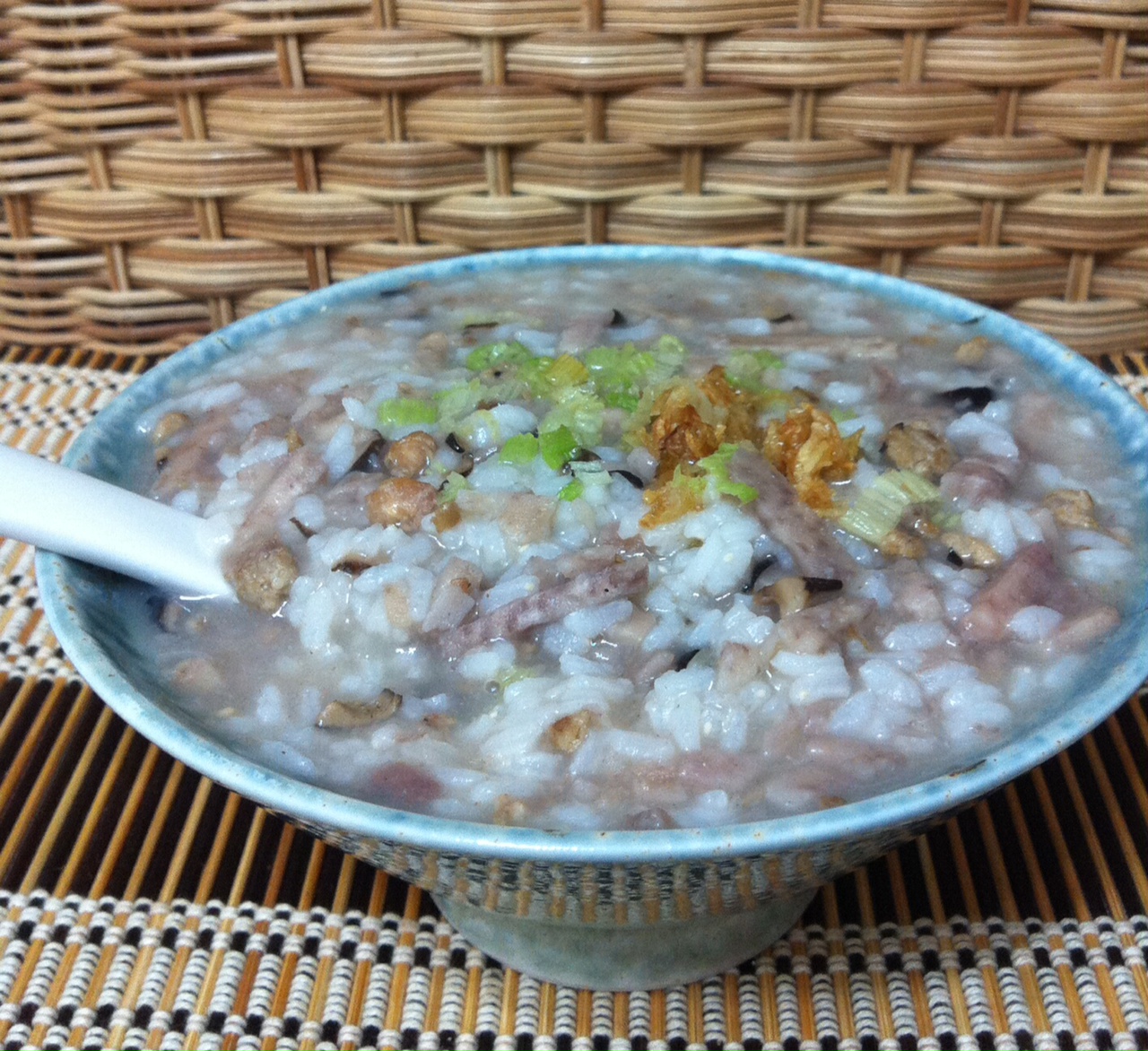 古早味芋頭稀飯 by 潔西卡 - 愛料理