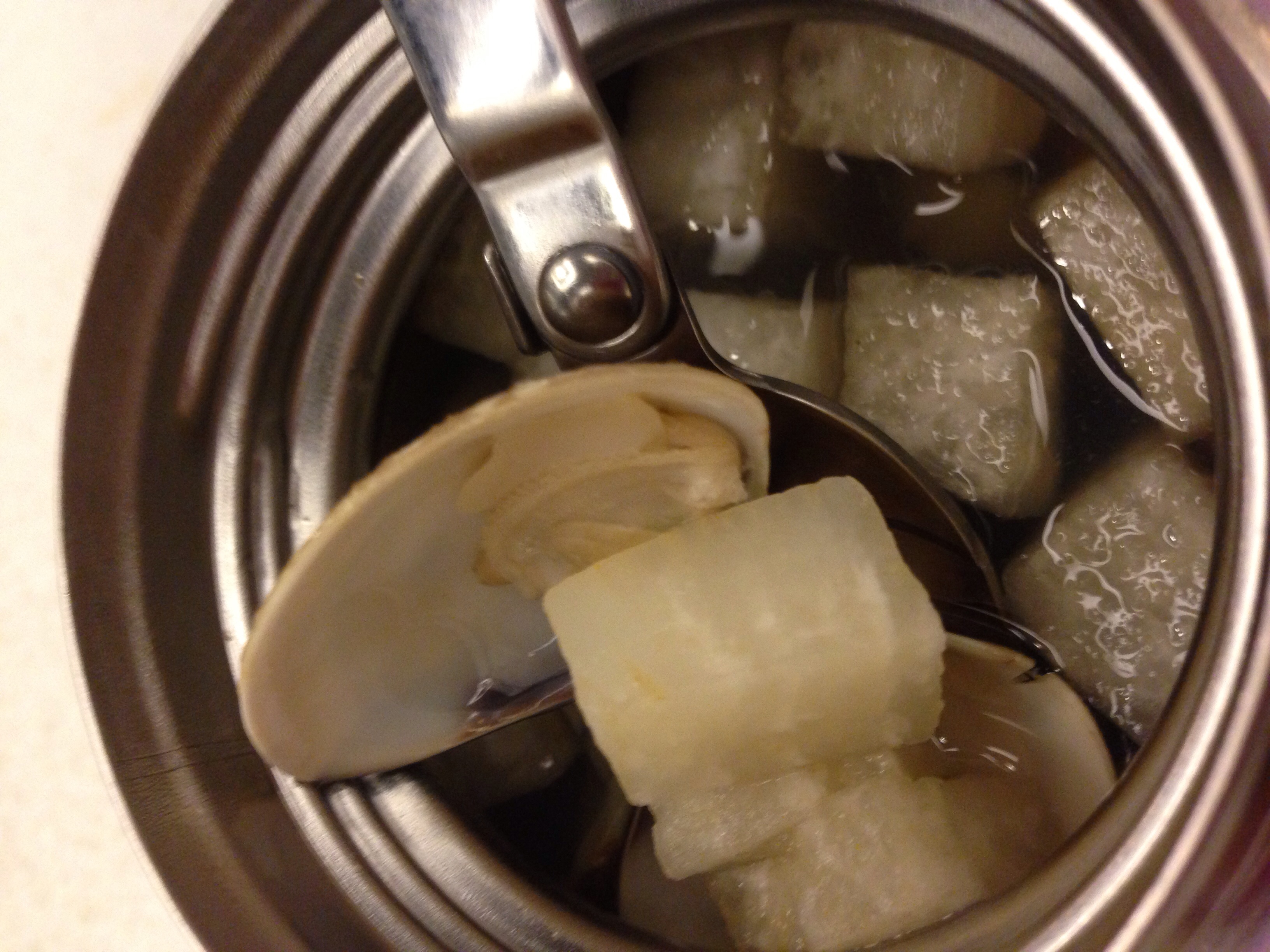 悶燒罐料理-烏參蘿蔔海帶蛤蜊湯