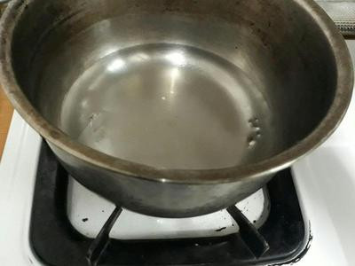 煮“超過”260g的沸水。
(因為在煮水時,有些會蒸發掉)