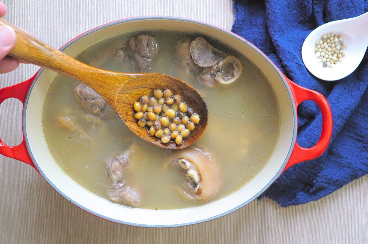 客家樹豆豬腳湯 by 嘖嘖的料理手帳