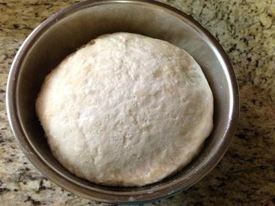 发酵至面团约变两倍大.