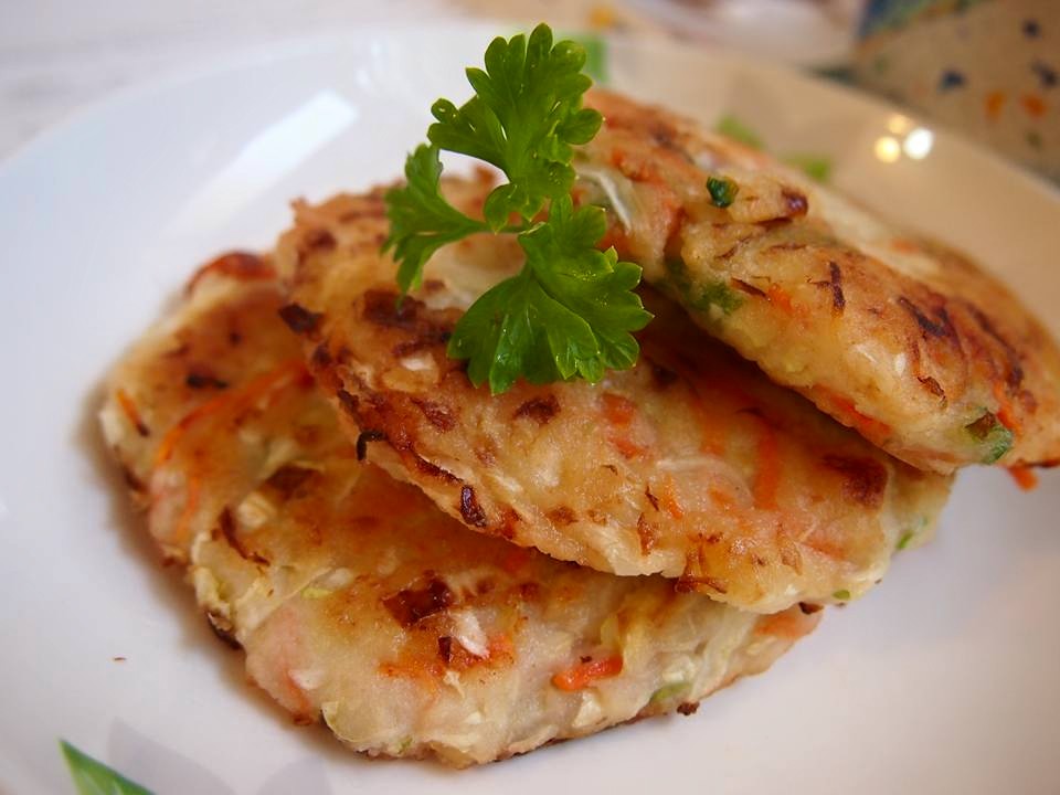 荷蘭芹高麗菜花枝漿煎餅by 林育旬 愛料理