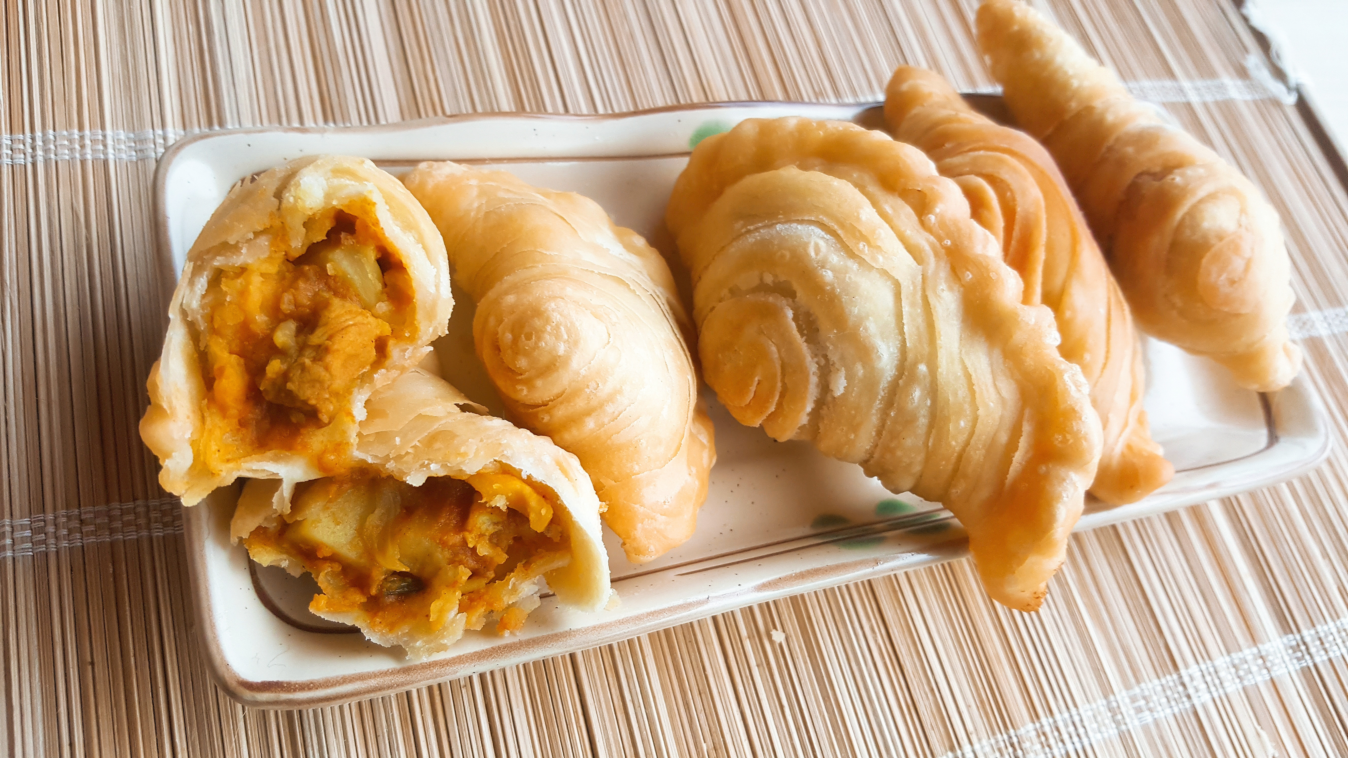 https://tokyo-kitchen.icook.network/uploads/step/cover/741540/cbbc46f215ea1542.jpg