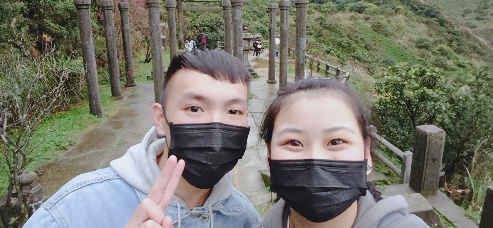 雅😂 的個人封面