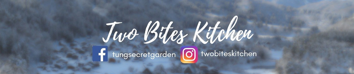 Two Bites 的個人封面