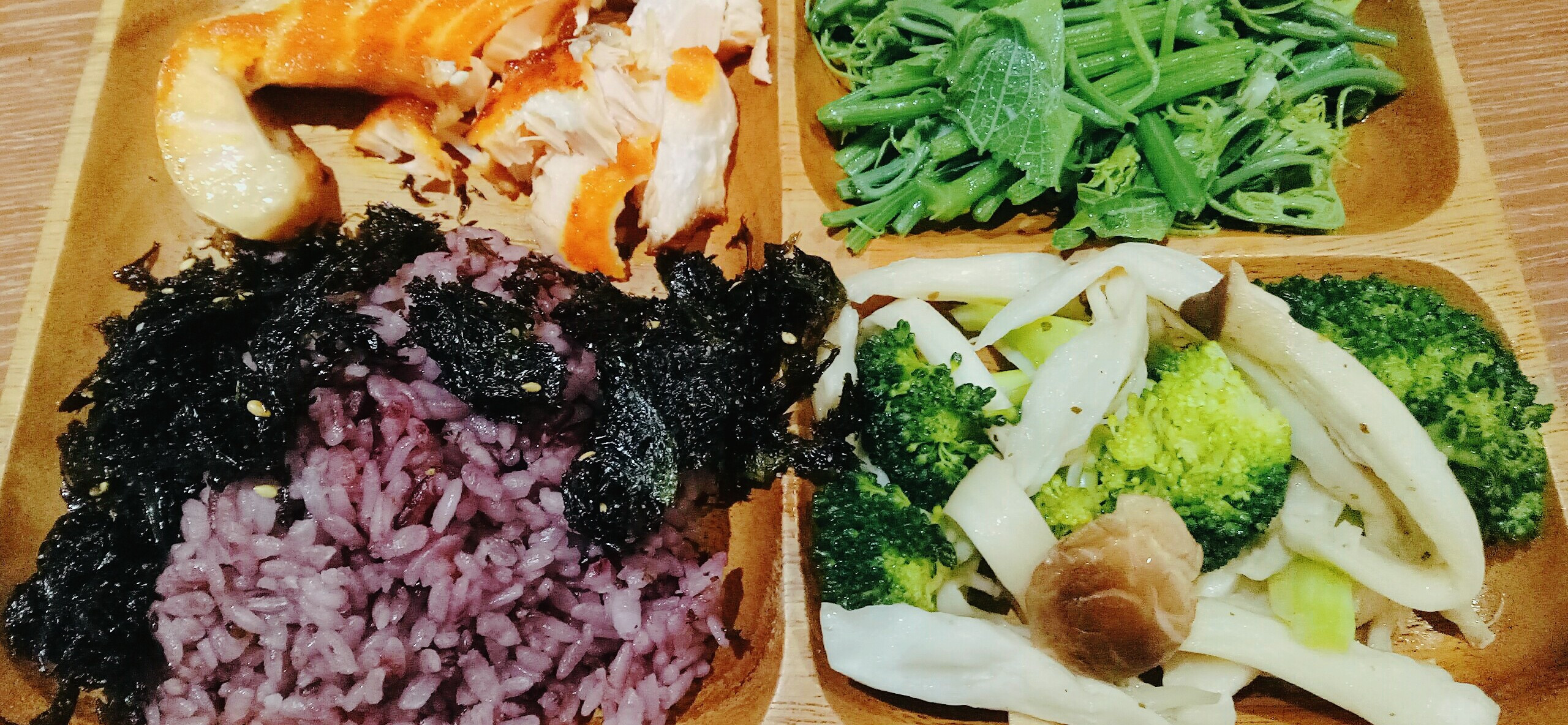周媽灶飯 的個人封面